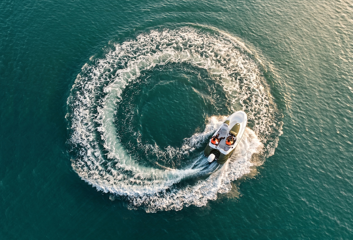 Speedboat
